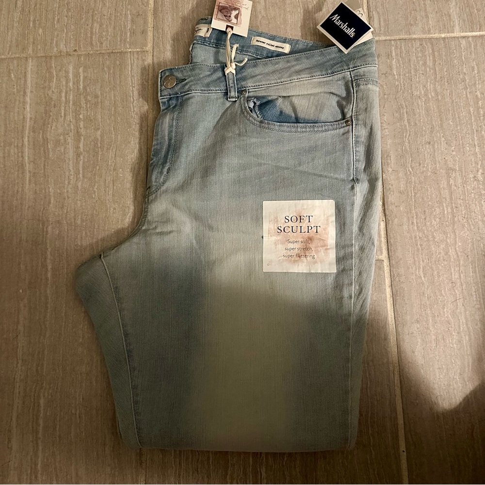 Jessica Simpson skinny jeans size 22W. NWT